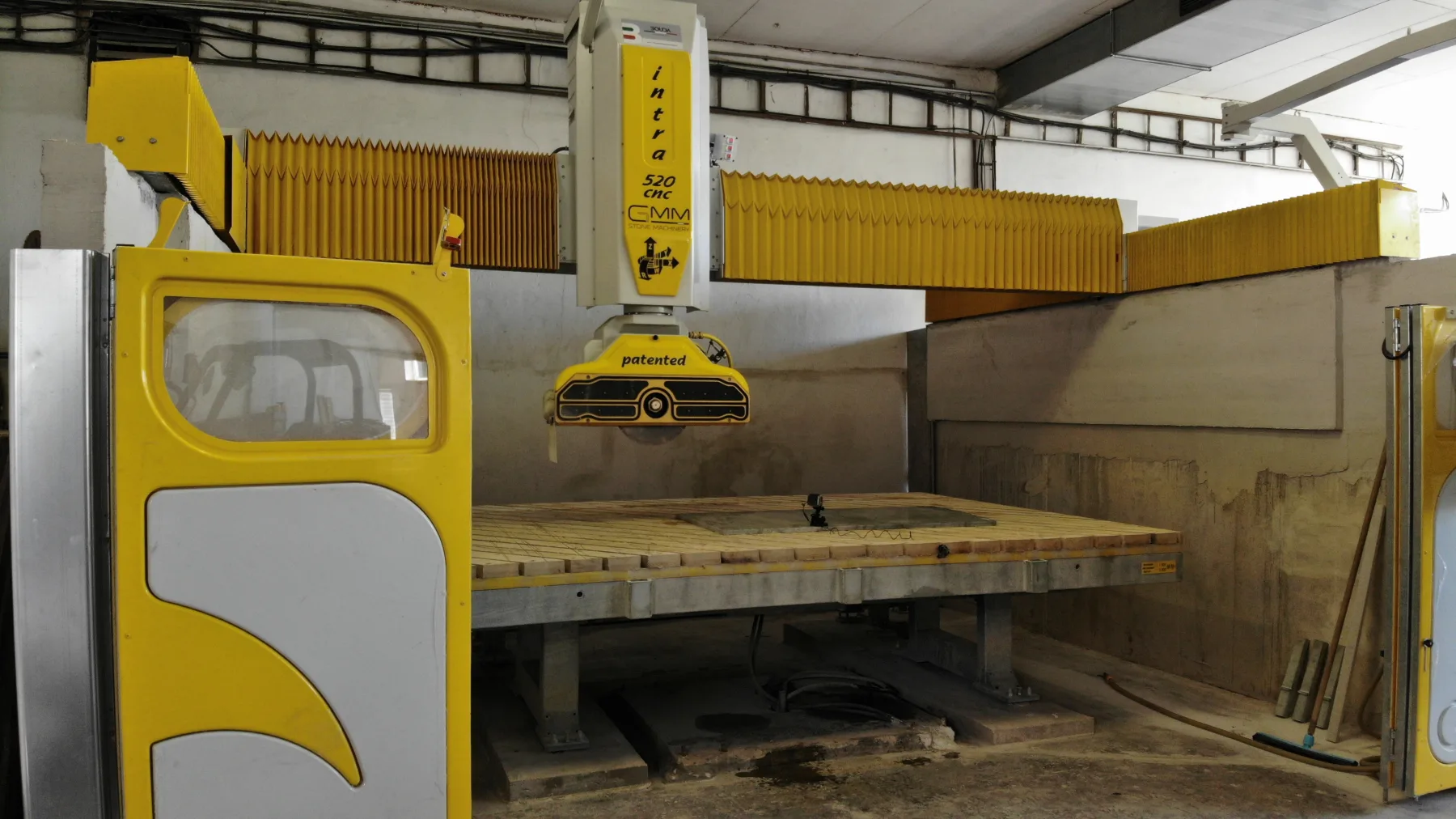 CNC centrum CMM Intra 520